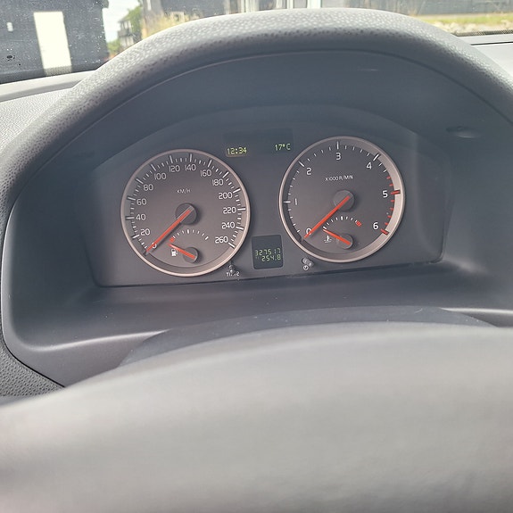 Volvo V50 10 of 20