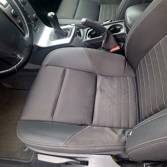 Volvo V50 9 of 20