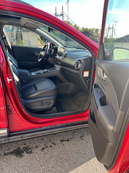 Hyundai Kona 4 of 4