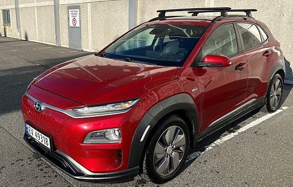 Hyundai Kona 2 of 4