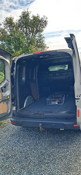 Ford Transit Connect 3 of 8