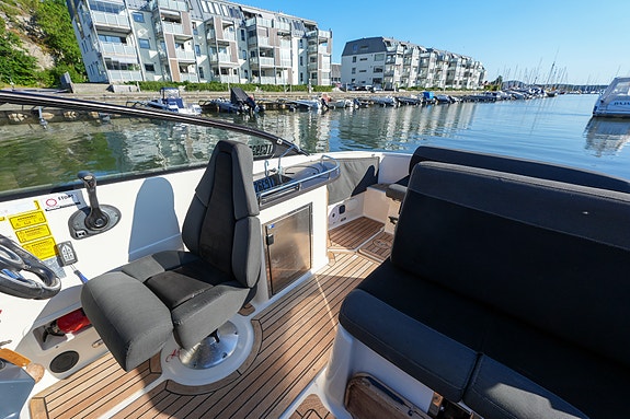 Askeladden Z8. MerCruiser QSD 320 hk. Baugprop. Ankervinsj. Skipsreg. 510 timer! 19 of 28