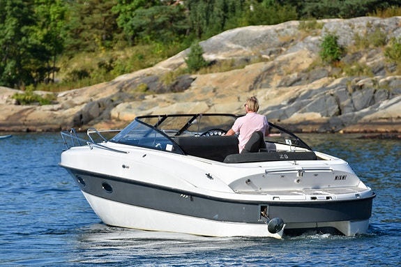 Askeladden Z8. MerCruiser QSD 320 hk. Baugprop. Ankervinsj. Skipsreg. 510 timer! 6 of 28