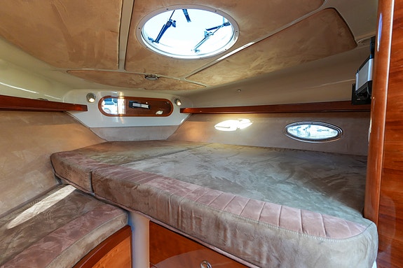 Askeladden Z8. MerCruiser QSD 320 hk. Baugprop. Ankervinsj. Skipsreg. 510 timer! 23 of 28