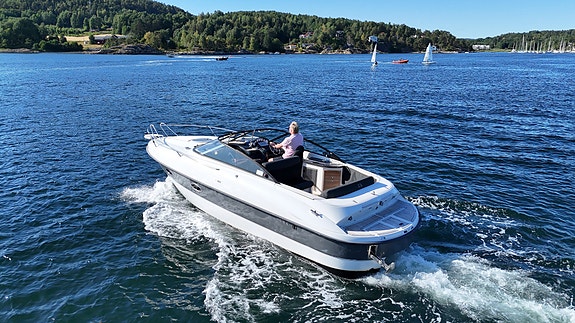 Askeladden Z8. MerCruiser QSD 320 hk. Baugprop. Ankervinsj. Skipsreg. 510 timer! 12 of 28