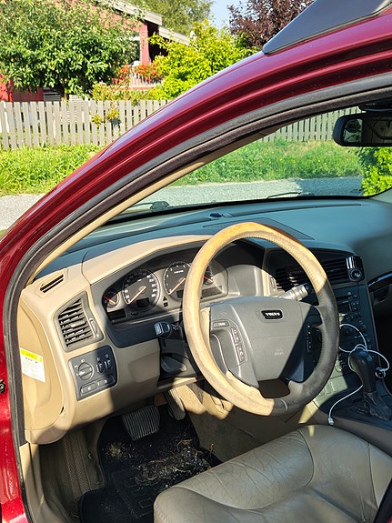Volvo XC70 15 of 19