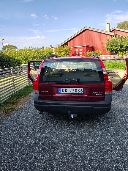 Volvo XC70 12 of 19