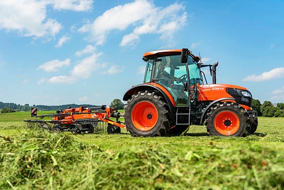 Kubota M4-073 8 of 28