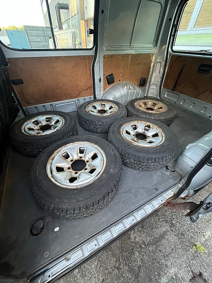Toyota HiAce 24 of 29