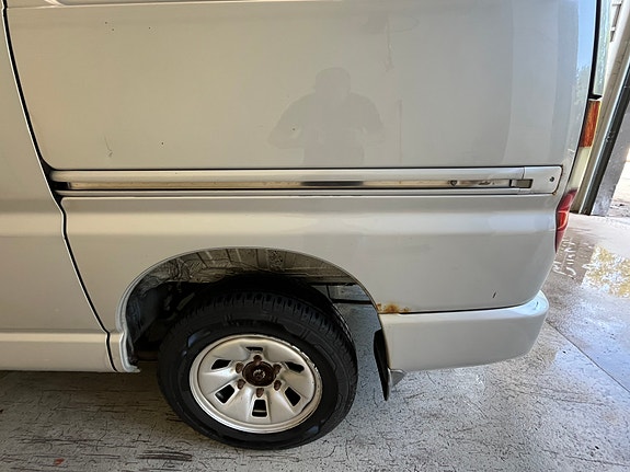 Toyota HiAce 10 of 29