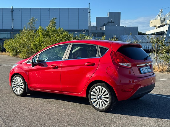 Ford Fiesta 3 of 15