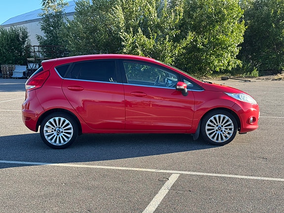 Ford Fiesta 7 of 15