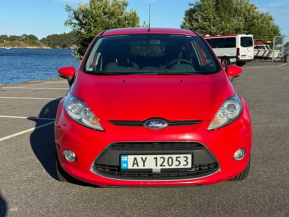 Ford Fiesta 9 of 15