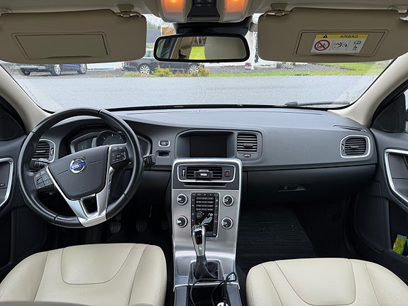 Volvo S60 6 of 10