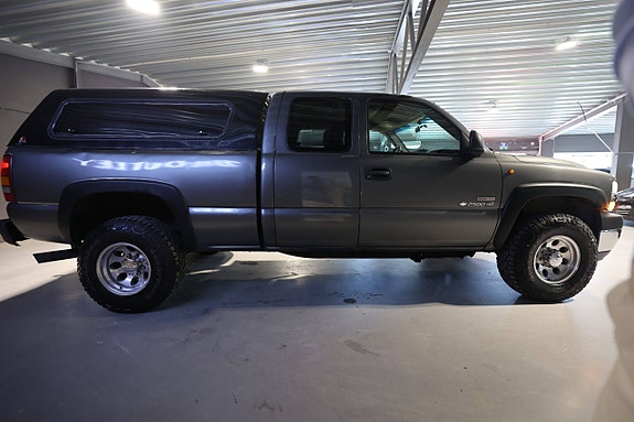 Chevrolet Silverado 2500 5 of 22