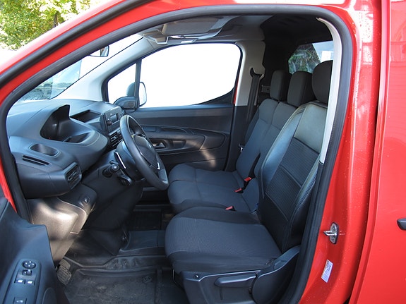 Peugeot Partner 8 of 11