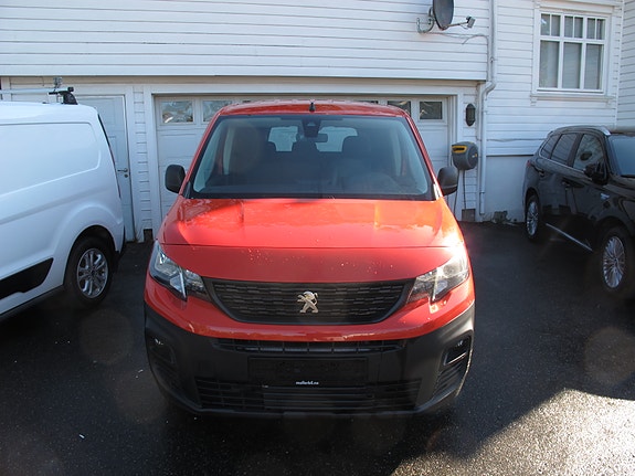 Peugeot Partner 2 of 11