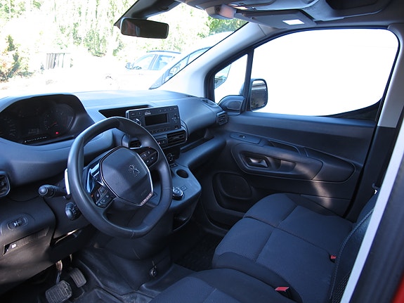 Peugeot Partner 9 of 11