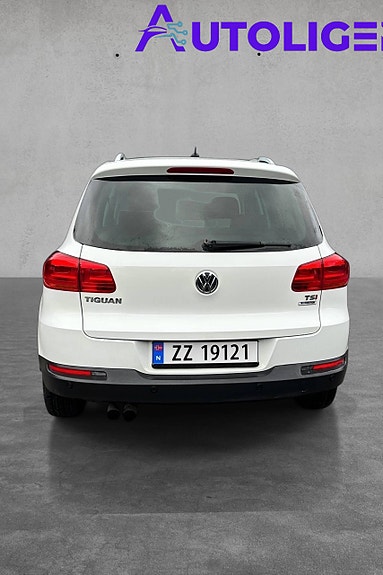 Volkswagen Tiguan 8 of 24