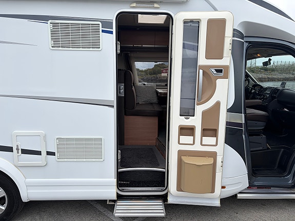 Knaus R16 20 of 30
