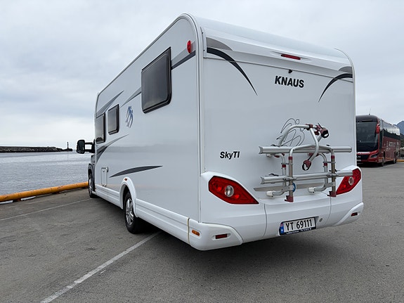 Knaus R16 8 of 30