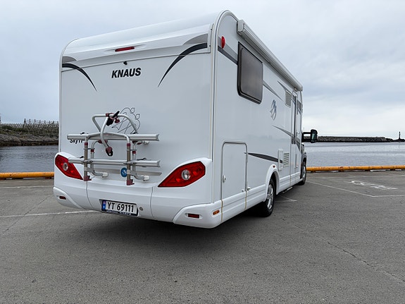 Knaus R16 9 of 30