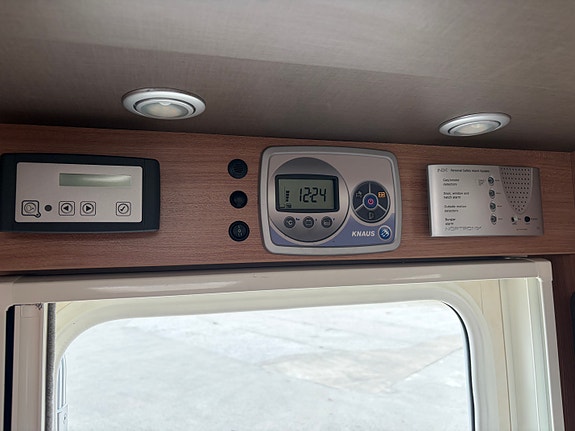 Knaus R16 29 of 30