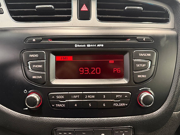 Kia Ceed 22 of 30
