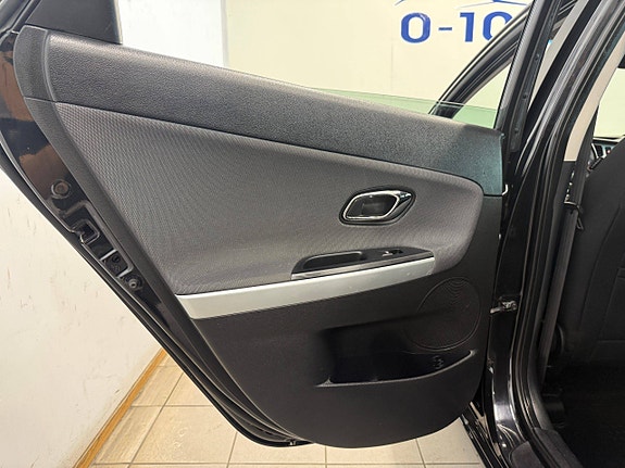 Kia Ceed 18 of 30