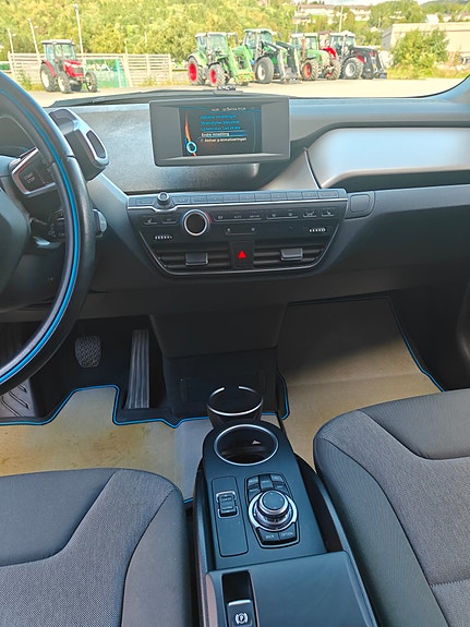 BMW i3 12 of 15