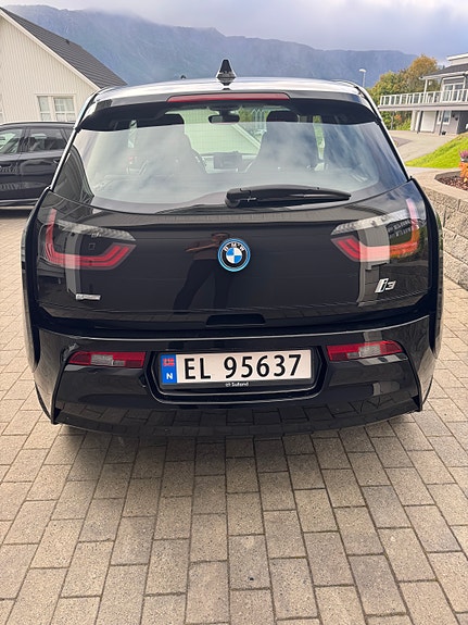 BMW i3 3 of 15