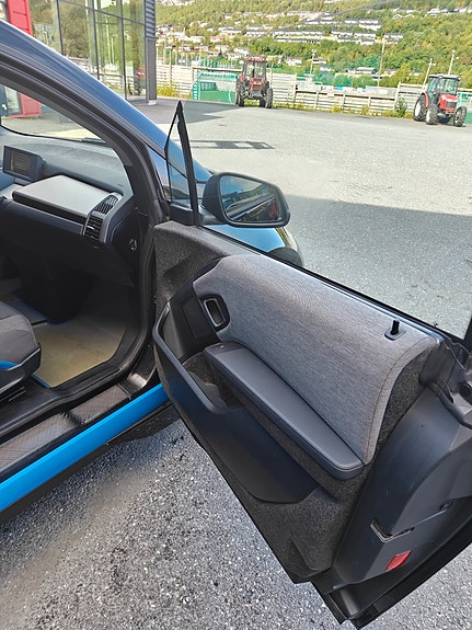 BMW i3 14 of 15