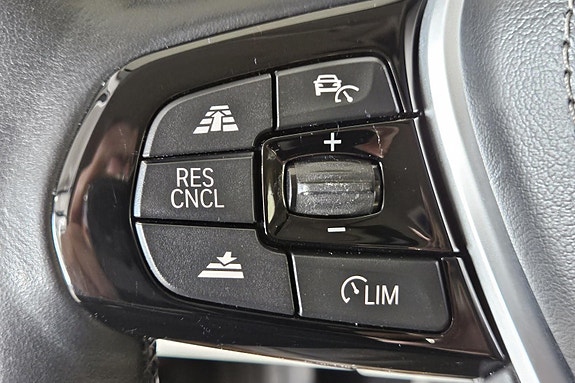 BMW 530i 29 of 30