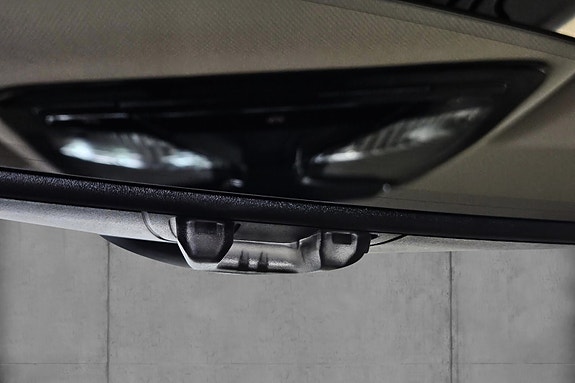 BMW 530i 28 of 30