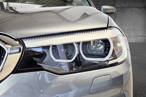 BMW 530i 14 of 30