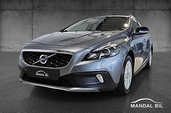 Volvo V40 Cross Country 5 of 30
