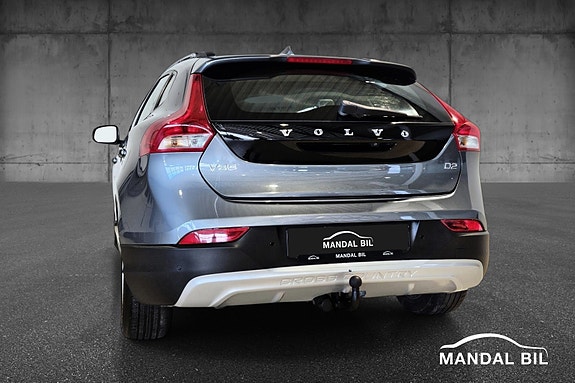 Volvo V40 Cross Country 13 of 30