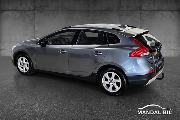 Volvo V40 Cross Country 12 of 30