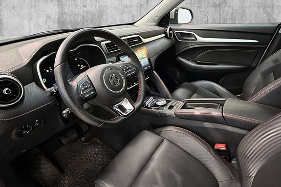 MG ZS EV 15 of 27