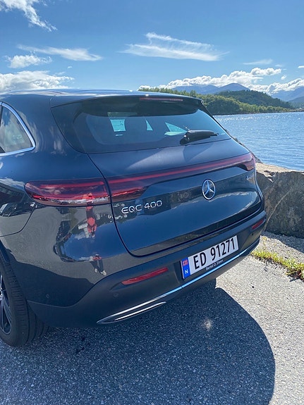 Mercedes-Benz EQC400 5 of 10