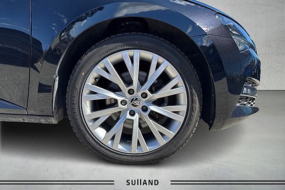 Skoda Superb 24 of 26