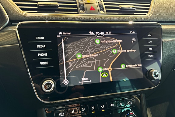 Skoda Superb 15 of 26