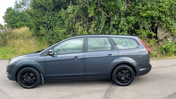 Ford Focus 3 of 27