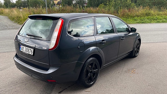 Ford Focus 5 of 27