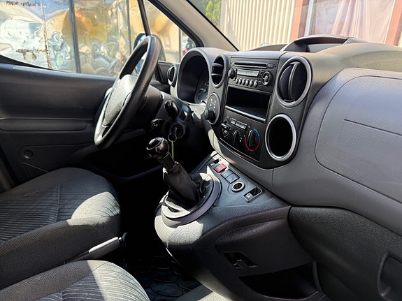 Peugeot Partner 18 of 18