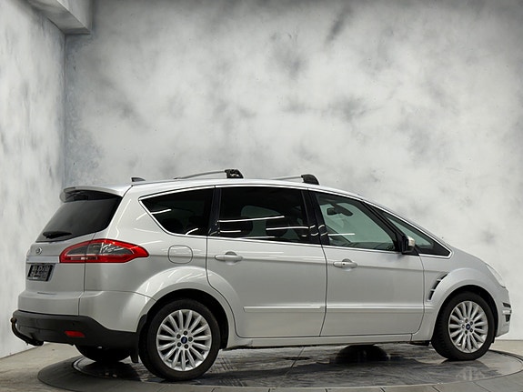 Ford S-MAX 7 of 28