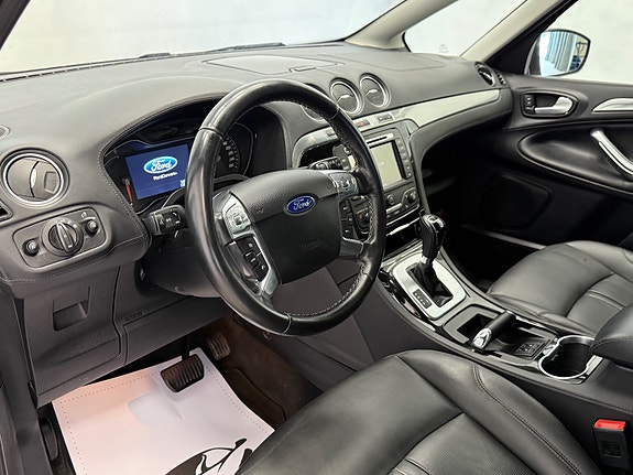 Ford S-MAX 19 of 28