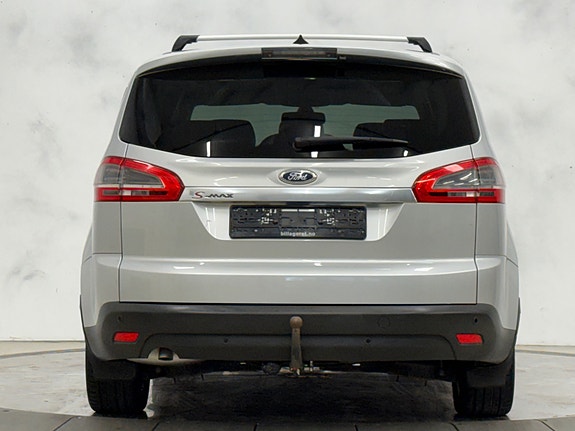 Ford S-MAX 9 of 28