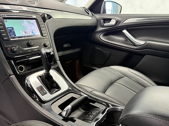 Ford S-MAX 24 of 28