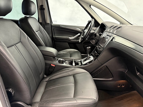 Ford S-MAX 22 of 28